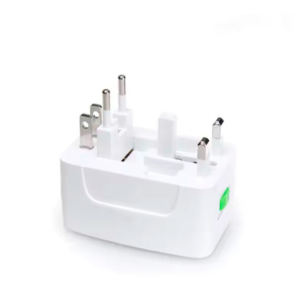Adaptador de Tomada Universal com USB - Imagem 4