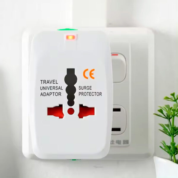 Adaptador de Tomada Universal com USB - Imagem 5